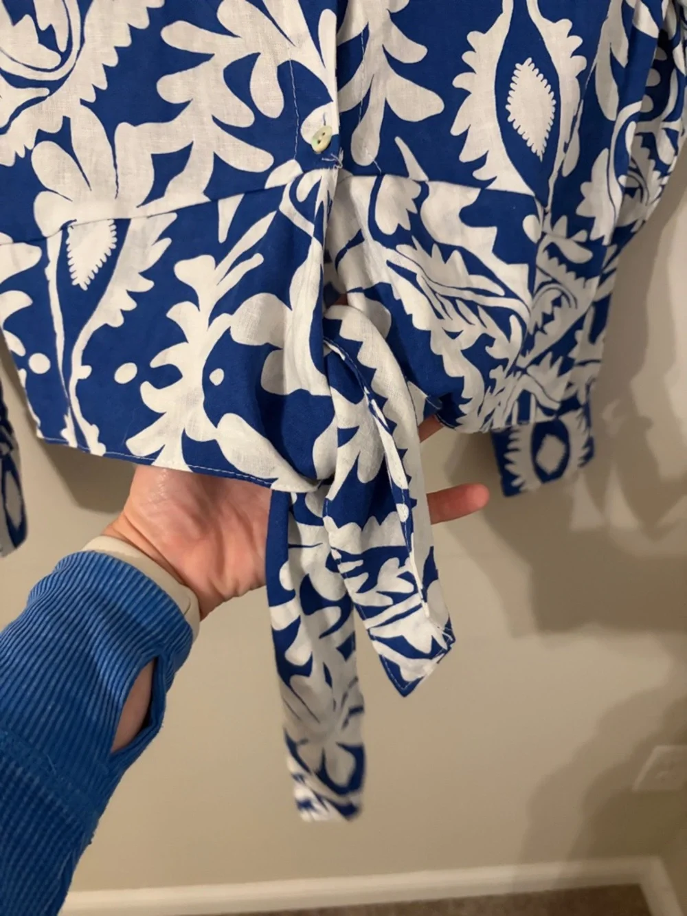 Christian Siriano Blue and White Tie-Front Button Down Shirt - Picture 3 of 5